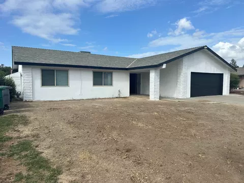 Exterior - 3231 Mulberry St, Selma, CA 93662 photo 2 of 3