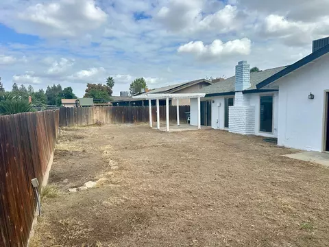 Exterior - 3231 Mulberry St, Selma, CA 93662 photo 3 of 3
