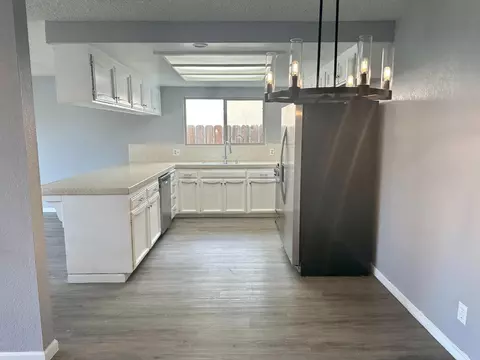 Kitchen - 3231 Mulberry St, Selma, CA 93662 photo 2 of 2