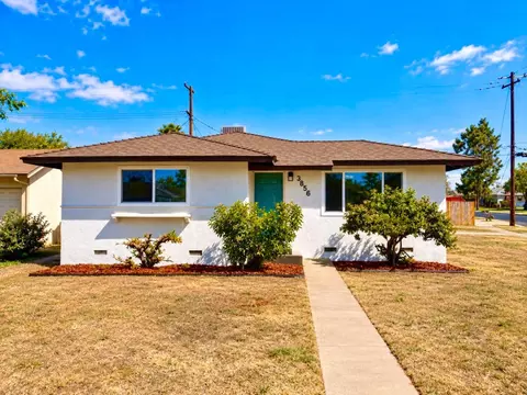3856 N Hacienda Dr, Fresno, CA 93705