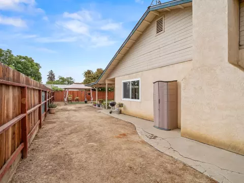 Exterior - 1708 Echo Canyon Ave, Coalinga, CA 93210 photo 11 of 11