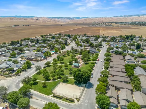 View/Area - 1708 Echo Canyon Ave, Coalinga, CA 93210 photo 4 of 4