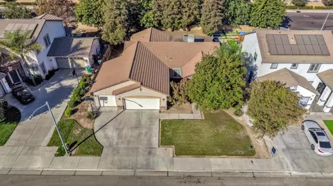 View/Area - 690 Carey Ave, Fowler, CA 93625 photo 3 of 6
