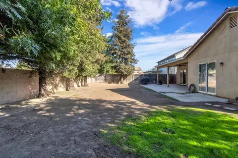 Exterior - 690 Carey Ave, Fowler, CA 93625 photo 6 of 6