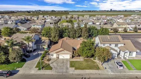 View/Area - 690 Carey Ave, Fowler, CA 93625 photo 2 of 6