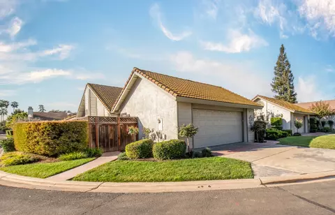 1229 W Bullard Ave #104, Fresno, CA 93711