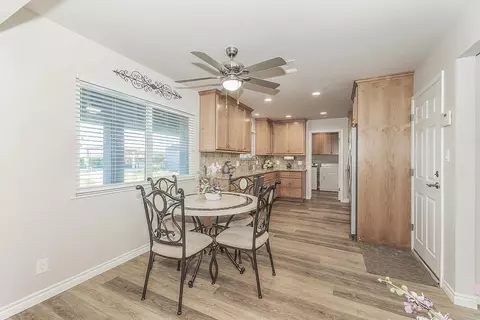 Dining - 5478 Poinsetta Ave, Clovis, CA 93619 photo 3 of 4