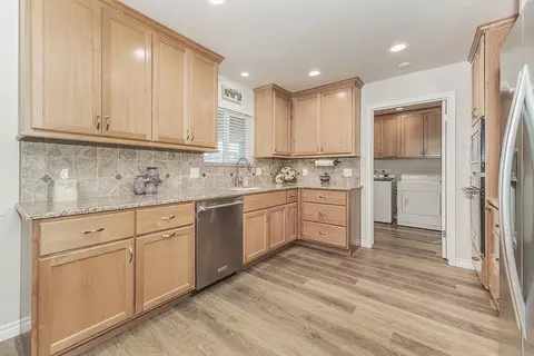 Kitchen - 5478 Poinsetta Ave, Clovis, CA 93619 photo 1 of 4
