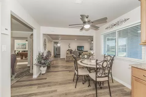 Dining - 5478 Poinsetta Ave, Clovis, CA 93619 photo 4 of 4