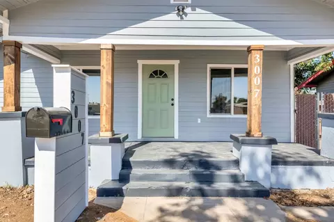 Exterior - 3007 E Montecito Ave, Fresno, CA 93721 photo 4 of 7