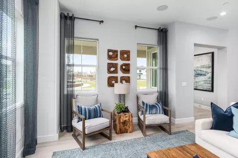 Living - 974 Dana Ln W, Madera, CA 93636 photo 3 of 3