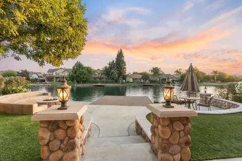 Exterior - 10873 E Clearwater Way, Clovis, CA 93619 photo 10 of 10