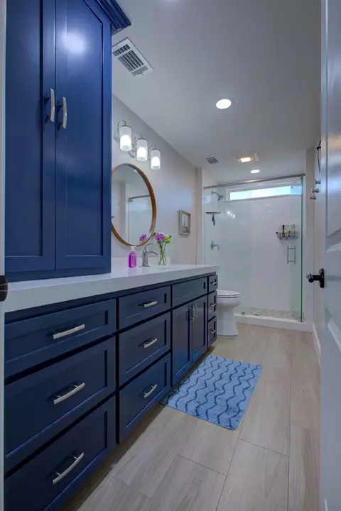 Bath - 2861 Trovare Ct, Merced, CA 95340 photo 6 of 6