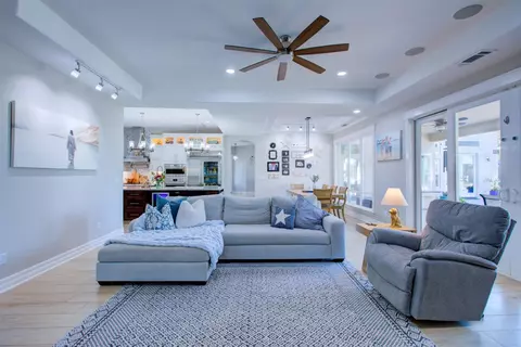 Living - 2861 Trovare Ct, Merced, CA 95340 photo 9 of 10