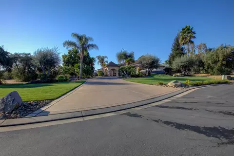 Exterior - 2861 Trovare Ct, Merced, CA 95340 photo 15 of 16