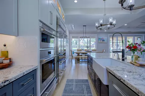 Kitchen - 2861 Trovare Ct, Merced, CA 95340 photo 7 of 8