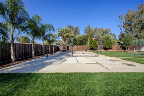 Exterior - 2861 Trovare Ct, Merced, CA 95340 photo 10 of 16