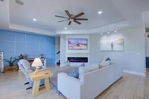 Living - 2861 Trovare Ct, Merced, CA 95340 photo 8 of 10