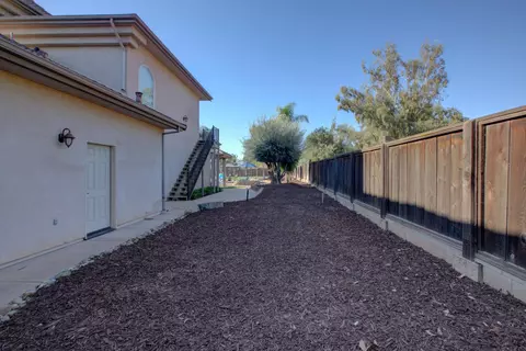 Exterior - 2861 Trovare Ct, Merced, CA 95340 photo 13 of 16