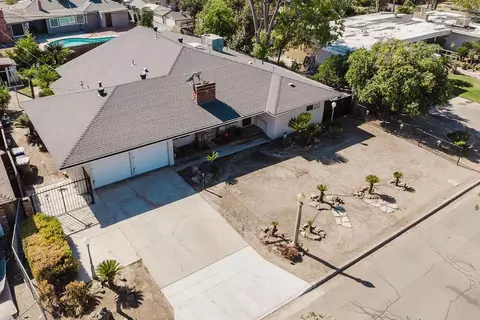 View/Area - 2994 E Ashlan Ave, Fresno, CA 93726 photo 2 of 2