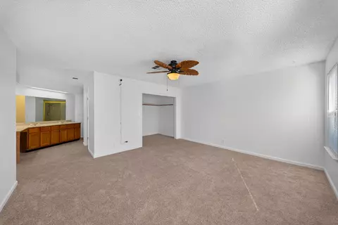 Bedroom - 1423 Belinda Dr, Lemoore, CA 93245 photo 6 of 6