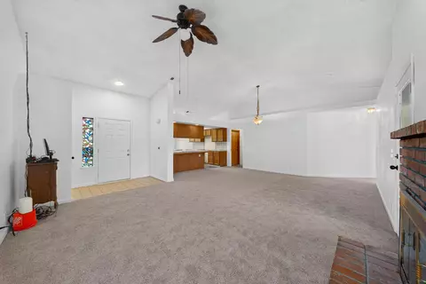 Living - 1423 Belinda Dr, Lemoore, CA 93245 photo 2 of 4