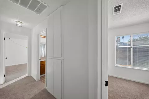 Entry Way - 1423 Belinda Dr, Lemoore, CA 93245 photo 2 of 2
