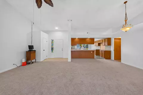 Living - 1423 Belinda Dr, Lemoore, CA 93245 photo 3 of 4