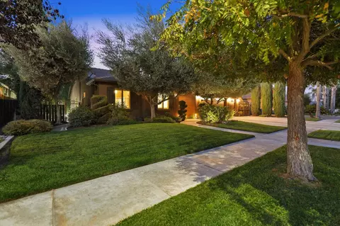 Exterior - 759 Davis Ave, Exeter, CA 93221 photo 7 of 29