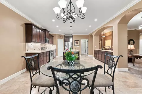 Dining - 759 Davis Ave, Exeter, CA 93221 photo 3 of 4