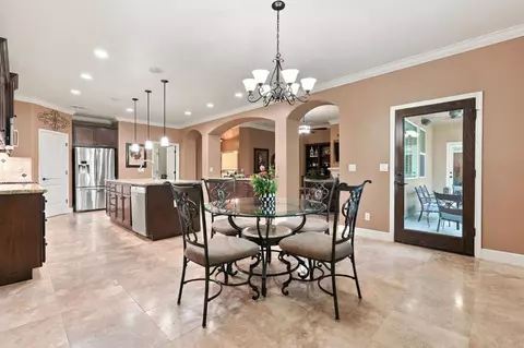 Dining - 759 Davis Ave, Exeter, CA 93221 photo 2 of 4