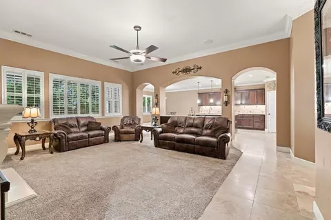Living - 759 Davis Ave, Exeter, CA 93221 photo 2 of 3