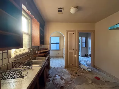 Kitchen - 724 W Yosemite Ave, Madera, CA 93637 photo 1 of 1