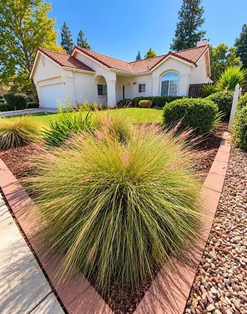 Exterior - 2173 E Ryan Ave, Fresno, CA 93720 photo 2 of 5