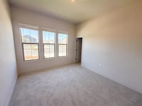 Bedroom - 2287 N Marion Ave, Clovis, CA 93619 photo 7 of 9