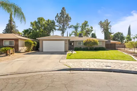 2031 W Donner Ave, Fresno, CA 93705