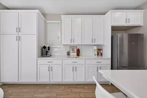 Kitchen - 1118 N Elevations Way W, Madera, CA 93636 photo 4 of 8