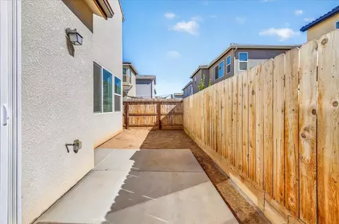 Exterior - 1118 N Elevations Way W, Madera, CA 93636 photo 3 of 7