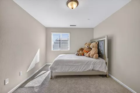Bedroom - 1118 N Elevations Way W, Madera, CA 93636 photo 6 of 7