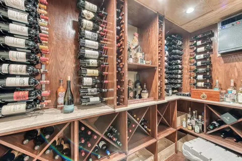Other - 561 W Derbyshire Ln, Clovis, CA 93619 photo 5 of 8