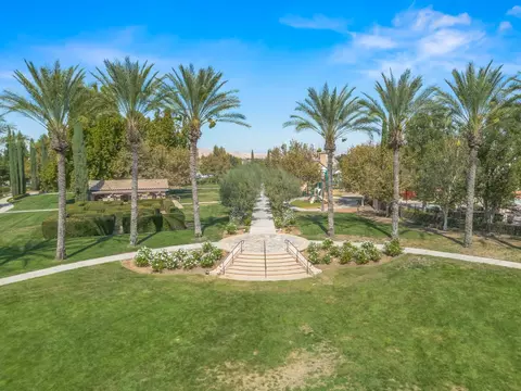 View/Area - 1806 N Dara Ave, Clovis, CA 93619 photo 9 of 11