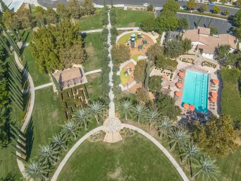 View/Area - 1806 N Dara Ave, Clovis, CA 93619 photo 10 of 11