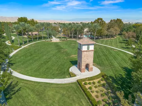 View/Area - 1806 N Dara Ave, Clovis, CA 93619 photo 8 of 11