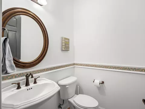 Bath - 1806 N Dara Ave, Clovis, CA 93619 photo 11 of 11