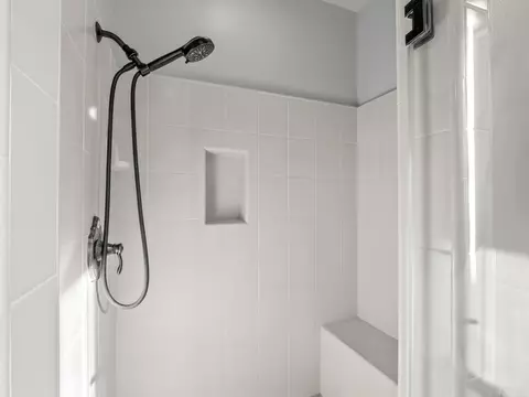 Bath - 1806 N Dara Ave, Clovis, CA 93619 photo 9 of 11