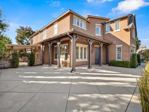 Exterior - 1806 N Dara Ave, Clovis, CA 93619 photo 7 of 17