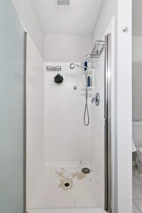 Bath - 3110 Doubletree Way, Madera, CA 93637 photo 4 of 4