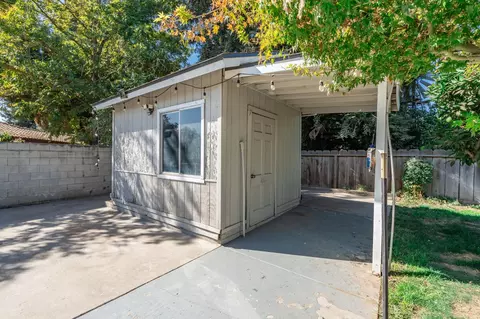 Exterior - 3110 Doubletree Way, Madera, CA 93637 photo 6 of 15