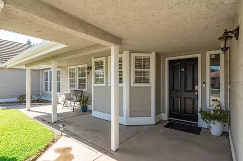 Exterior - 3110 Doubletree Way, Madera, CA 93637 photo 3 of 15