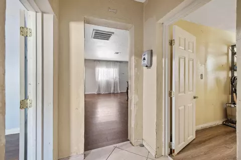 Entry Way - 37590 E Kings Canyon Rd, Dunlap, CA 93621 photo 1 of 4